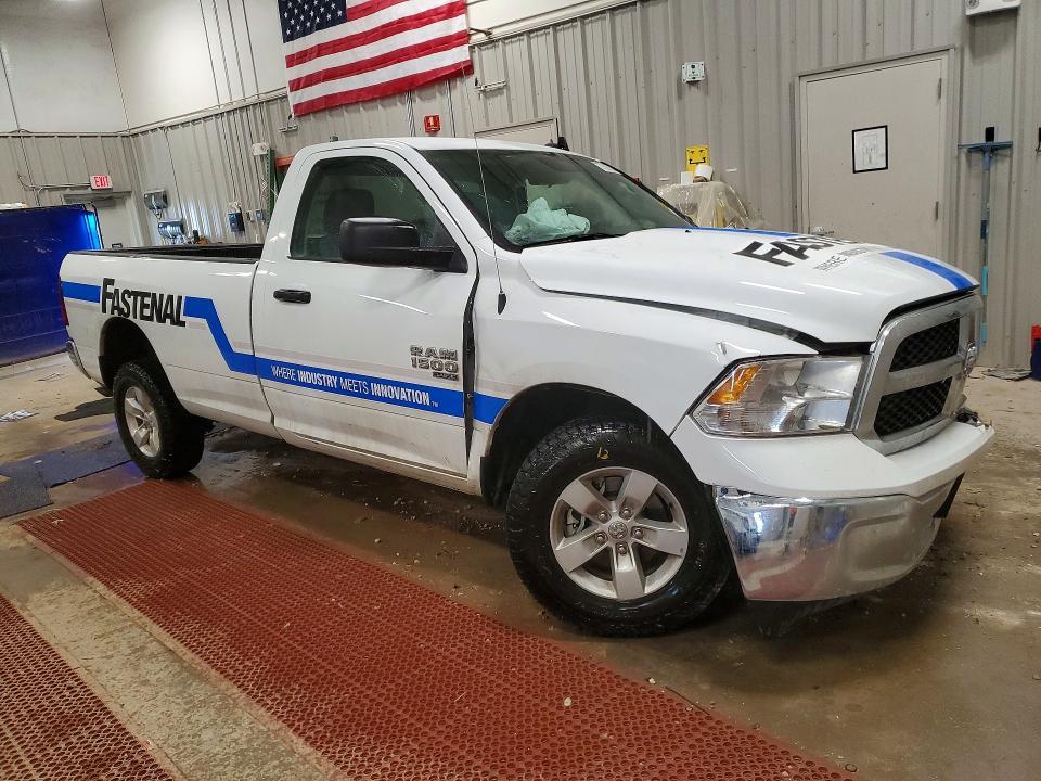 2023 Dodge Ram 1500 Classic slt