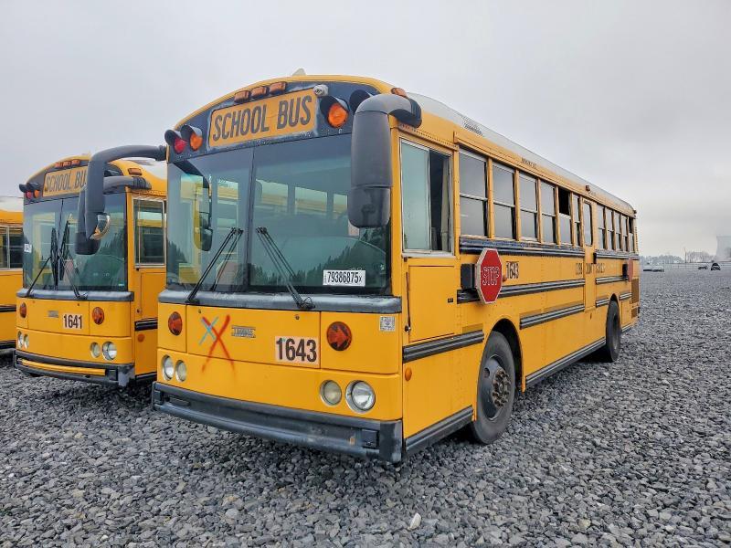 2004 Thomas School Bus