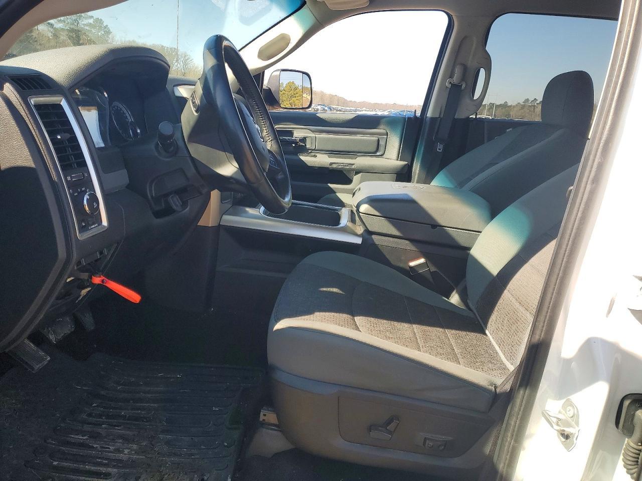 2016 Dodge RAM 1500 SLT