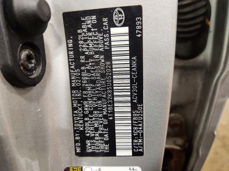 2005 Toyota Camry le