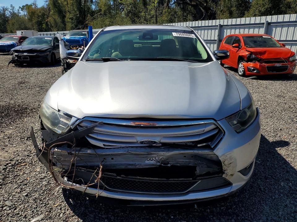 2015 Ford Taurus Limited