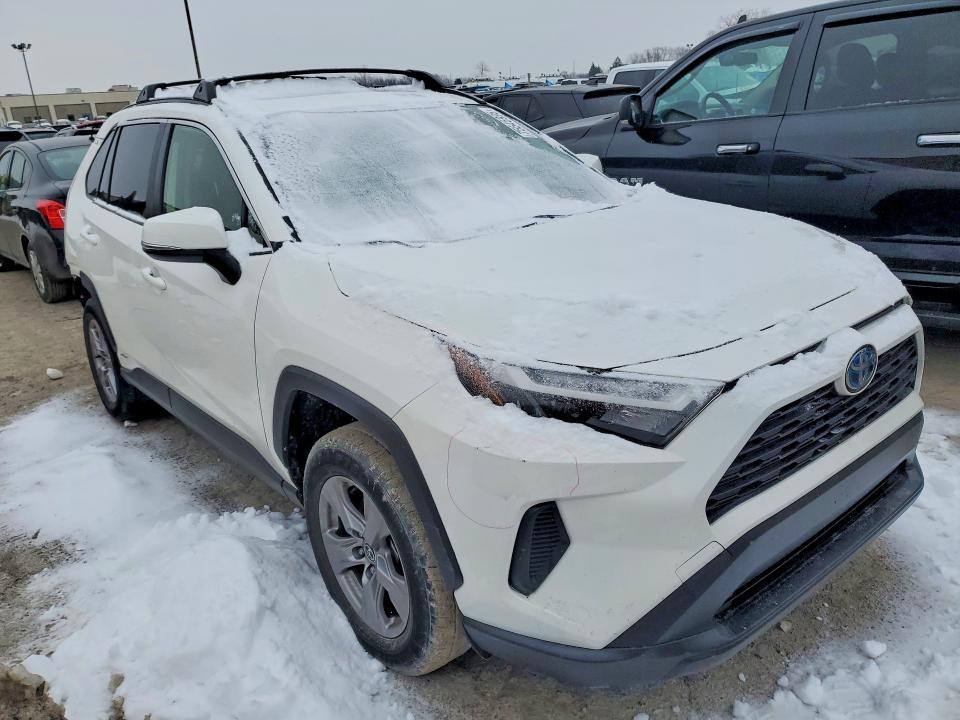 2022 Toyota Rav4 xle