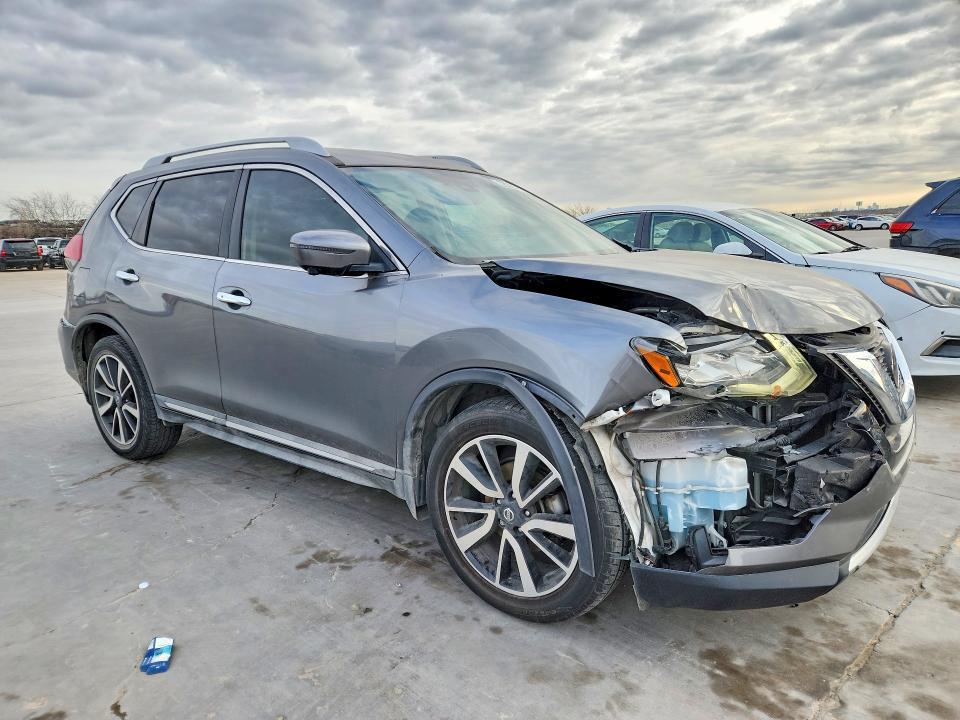 2020 Nissan Rogue s