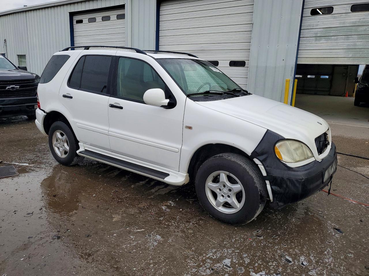 2000 Mercedes-Benz Ml 320