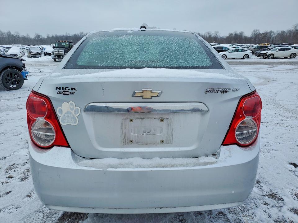 2015 Chevrolet Sonic lt