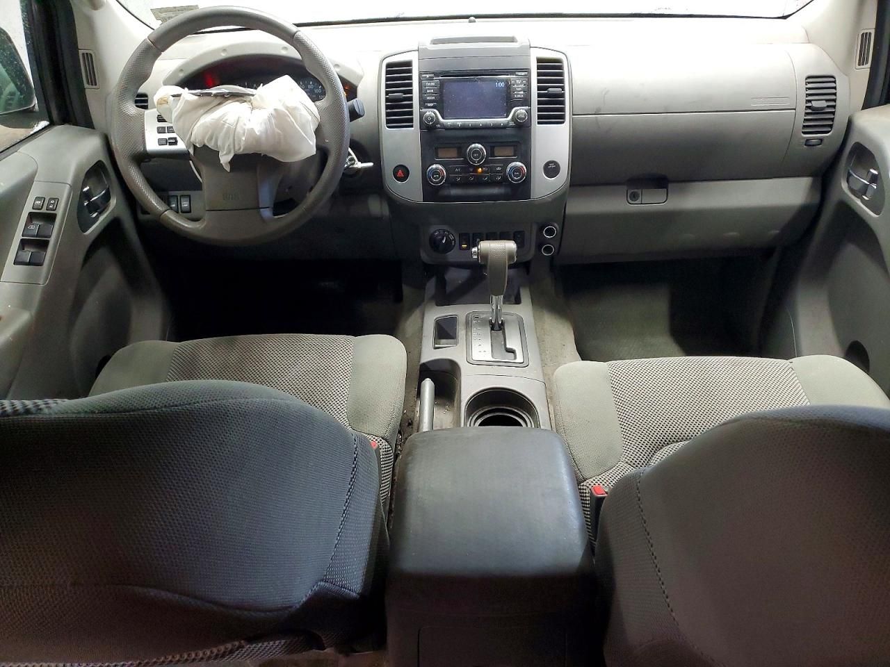 2015 Nissan Frontier S