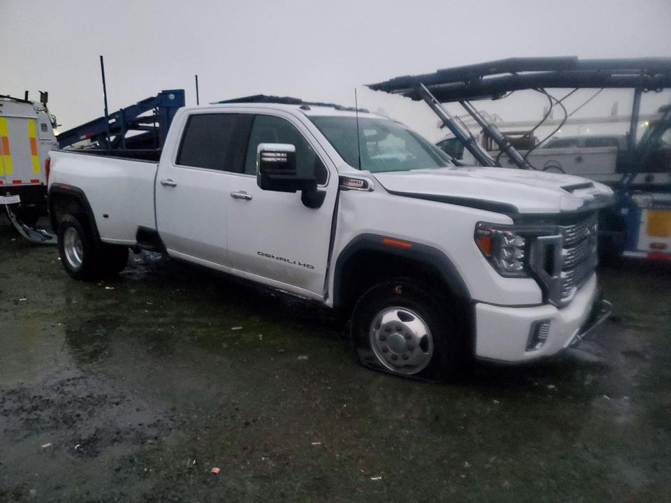 2020 GMC Sierra K3500 Denali