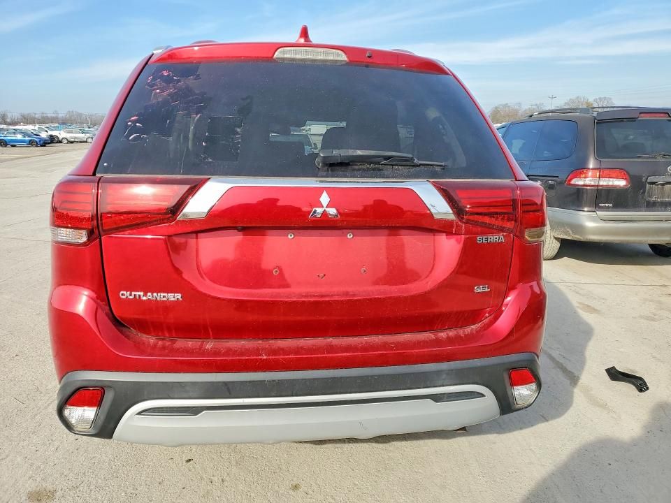 2020 Mitsubishi Outlander se