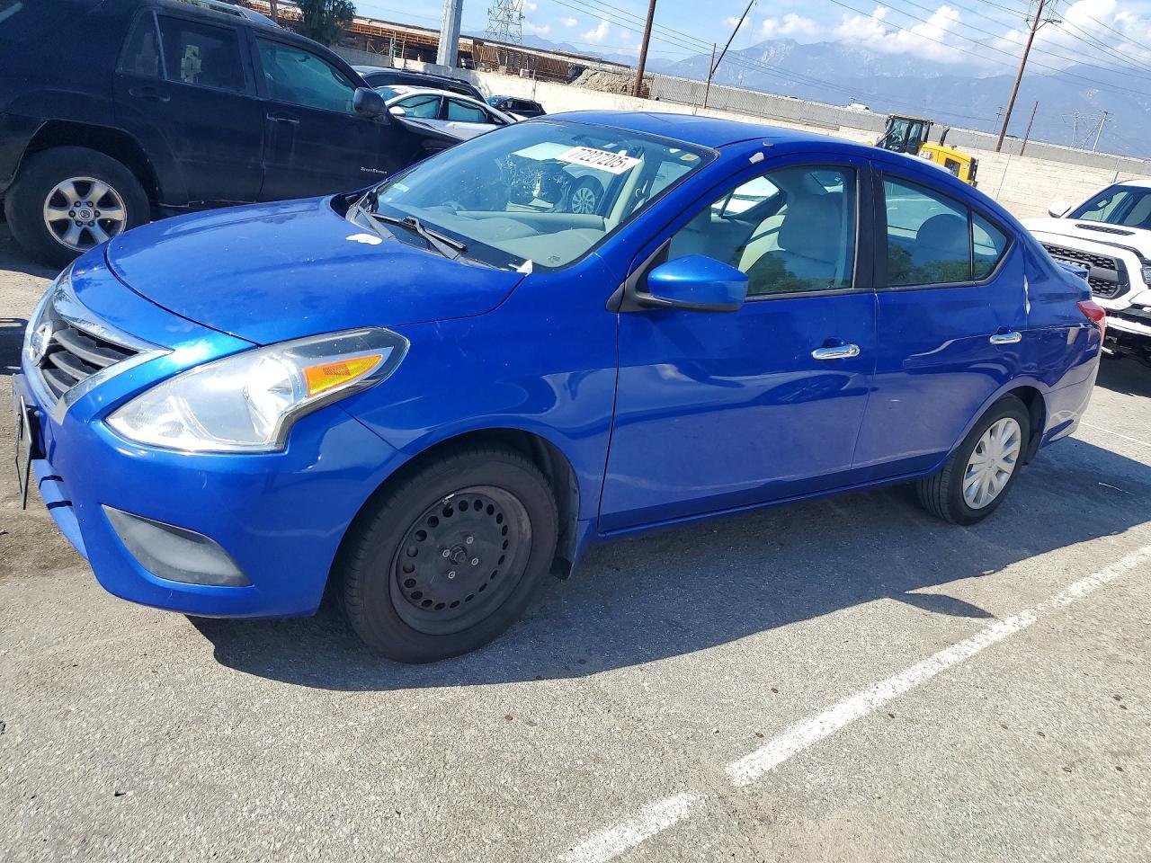 2015 Nissan Versa s