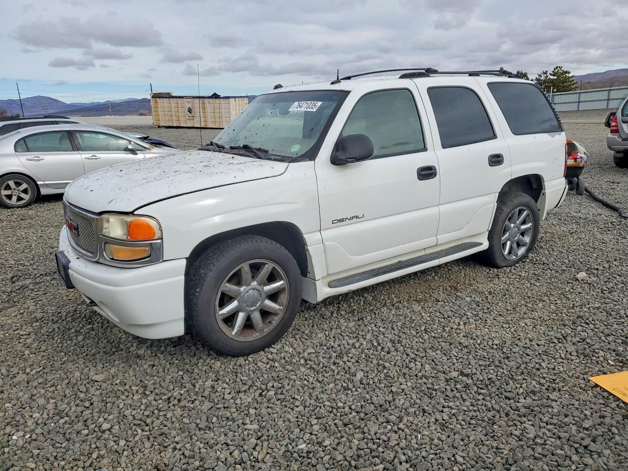 2004 GMC Yukon Denali