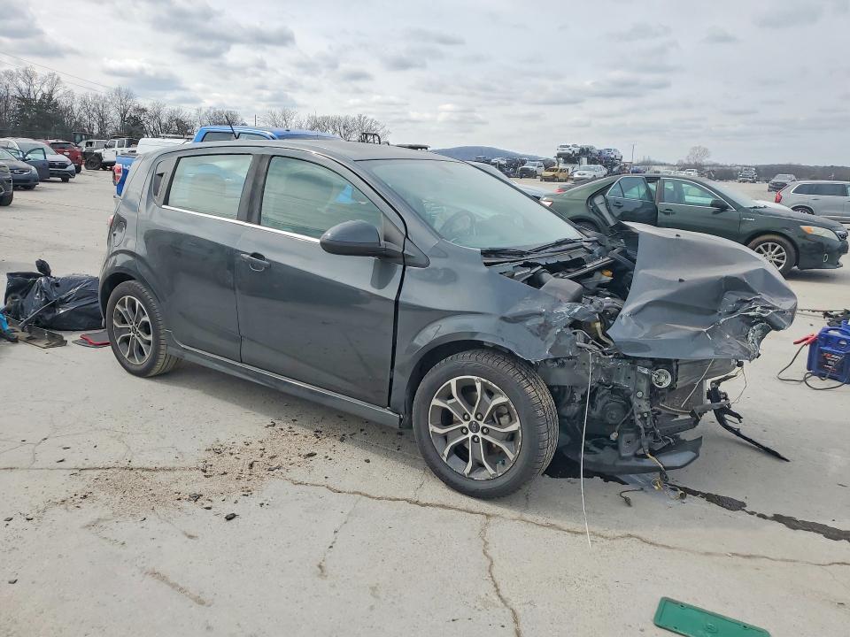 2018 Chevrolet Sonic lt