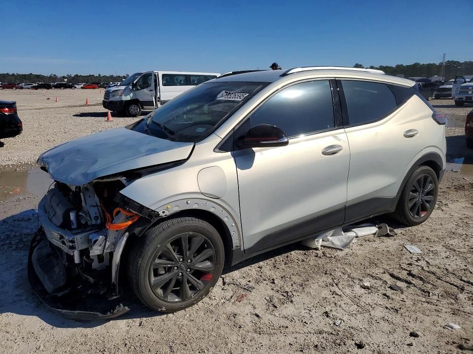 2023 Chevrolet Bolt euv lt