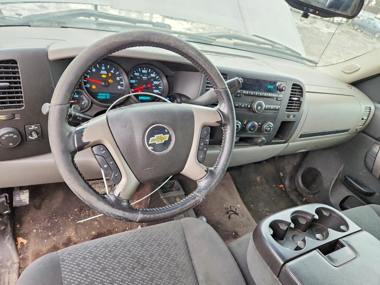2011 Chevrolet Silverado K1500 ls