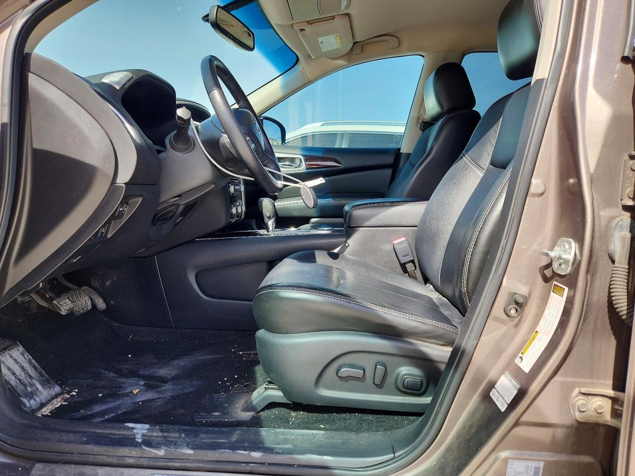 2014 Nissan Pathfinder sl