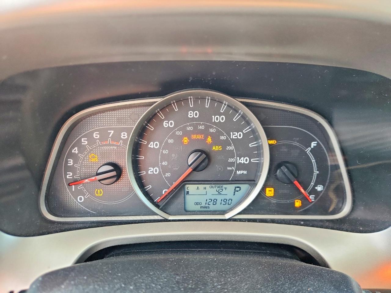 2013 Toyota Rav4 le