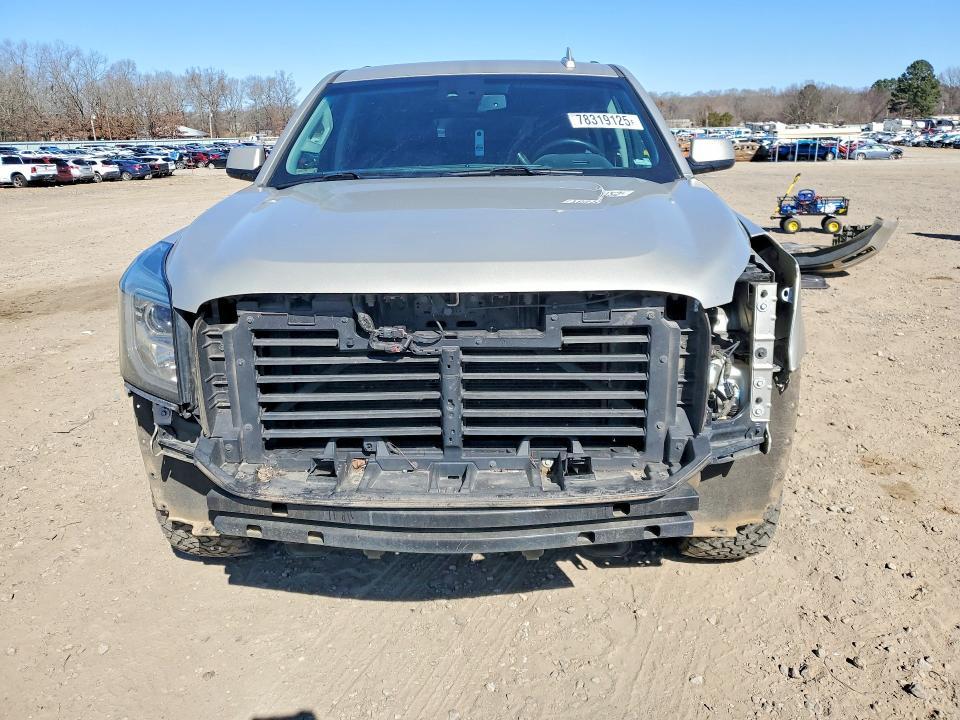 2017 GMC Yukon xl K1500 slt