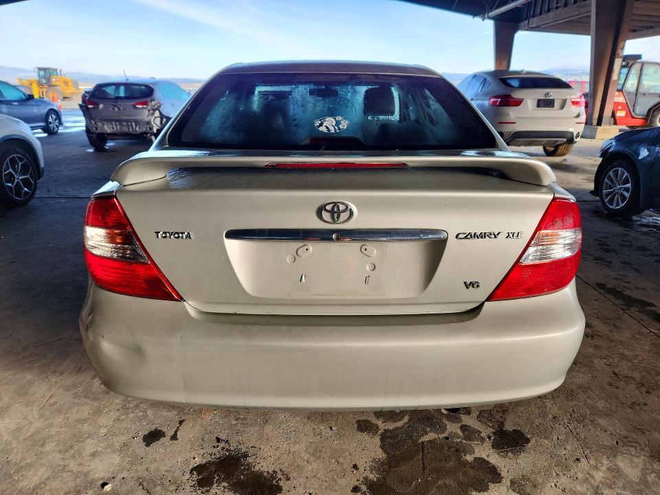 2003 Toyota Camry le