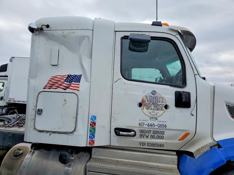 2019 Peterbilt 579 Semi Truck