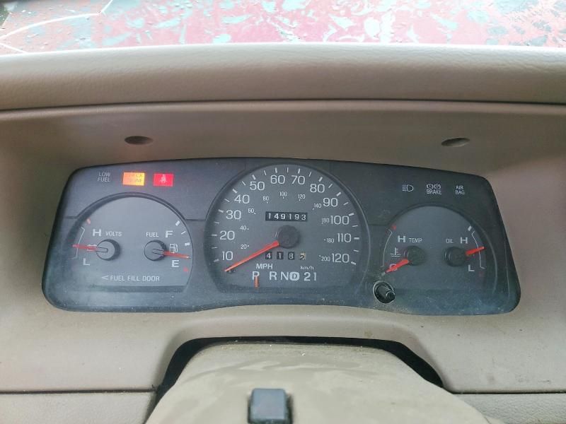 2005 Mercury Grand Marquis gs