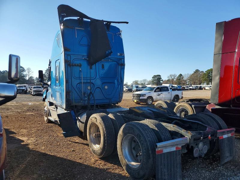 2021 Freightliner Cascadia 126 Semi Truck