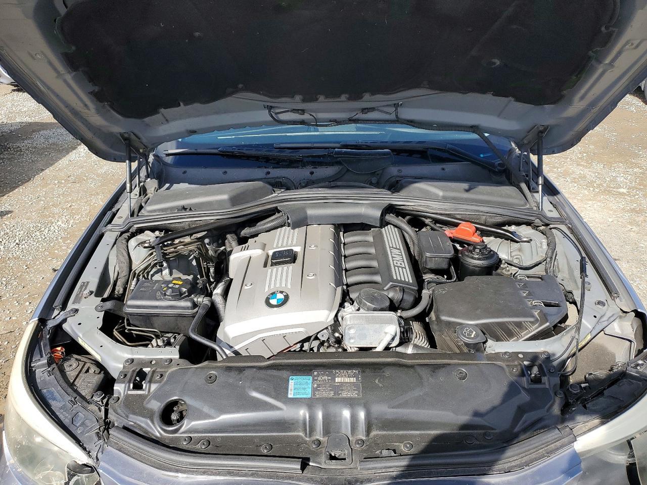 2006 BMW 525 i
