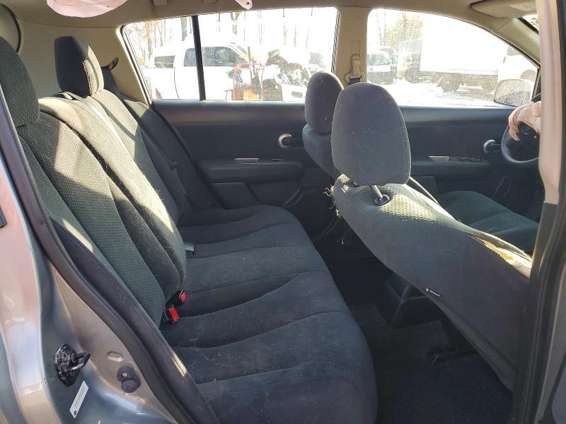 2012 Nissan Versa 1.8 s