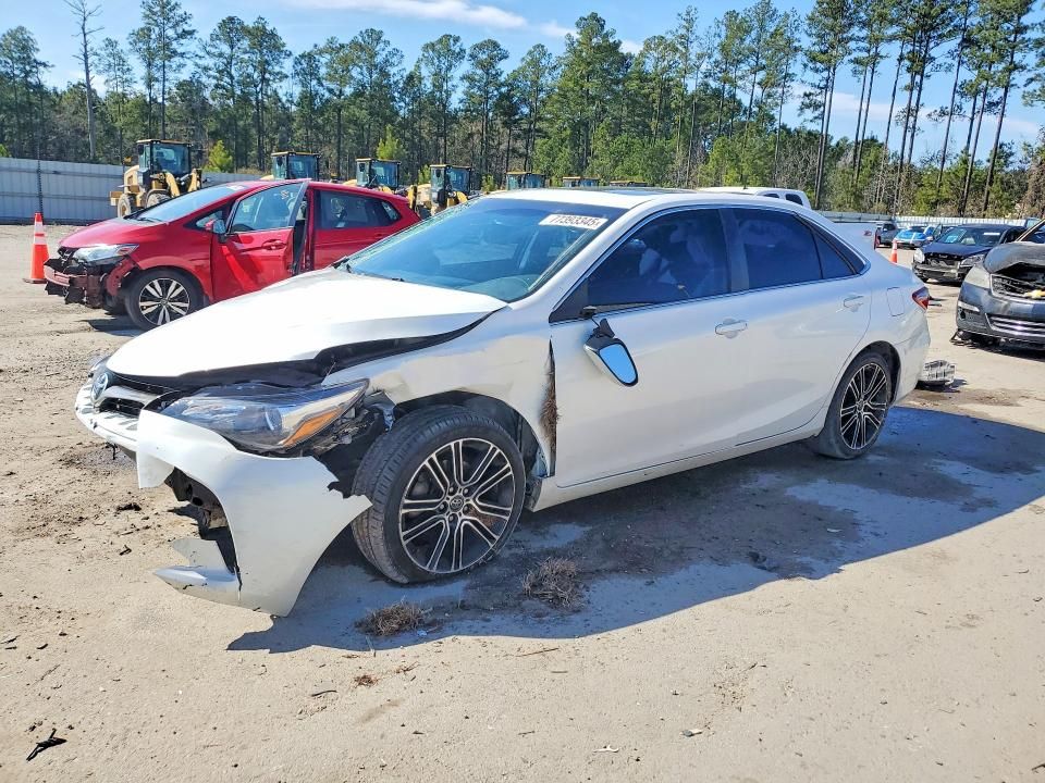 2016 Toyota Camry Special Edition