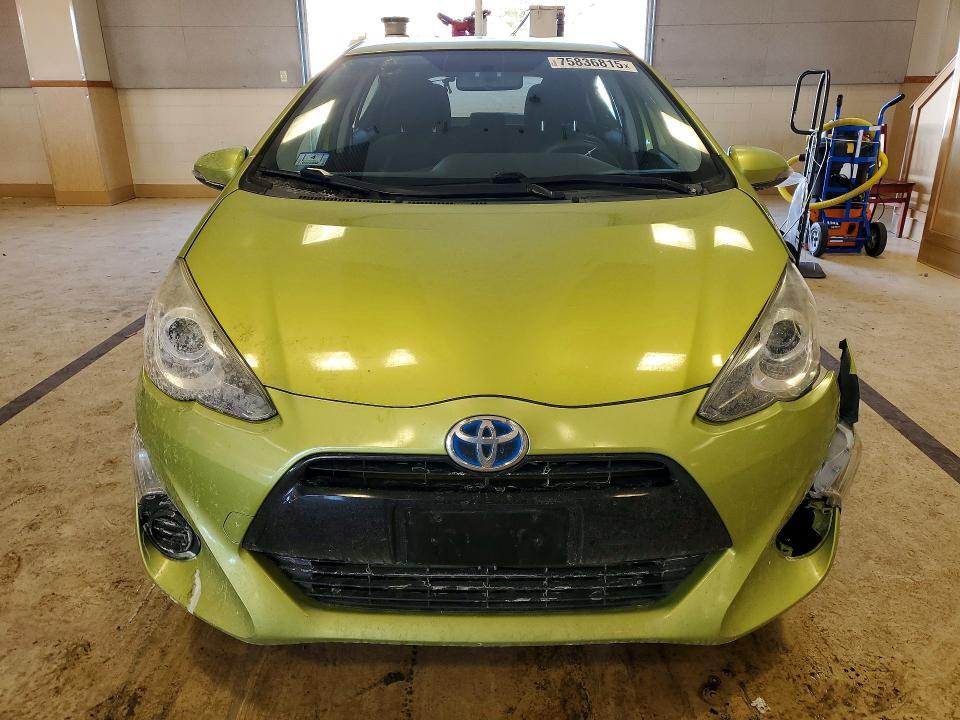 2015 Toyota Prius c
