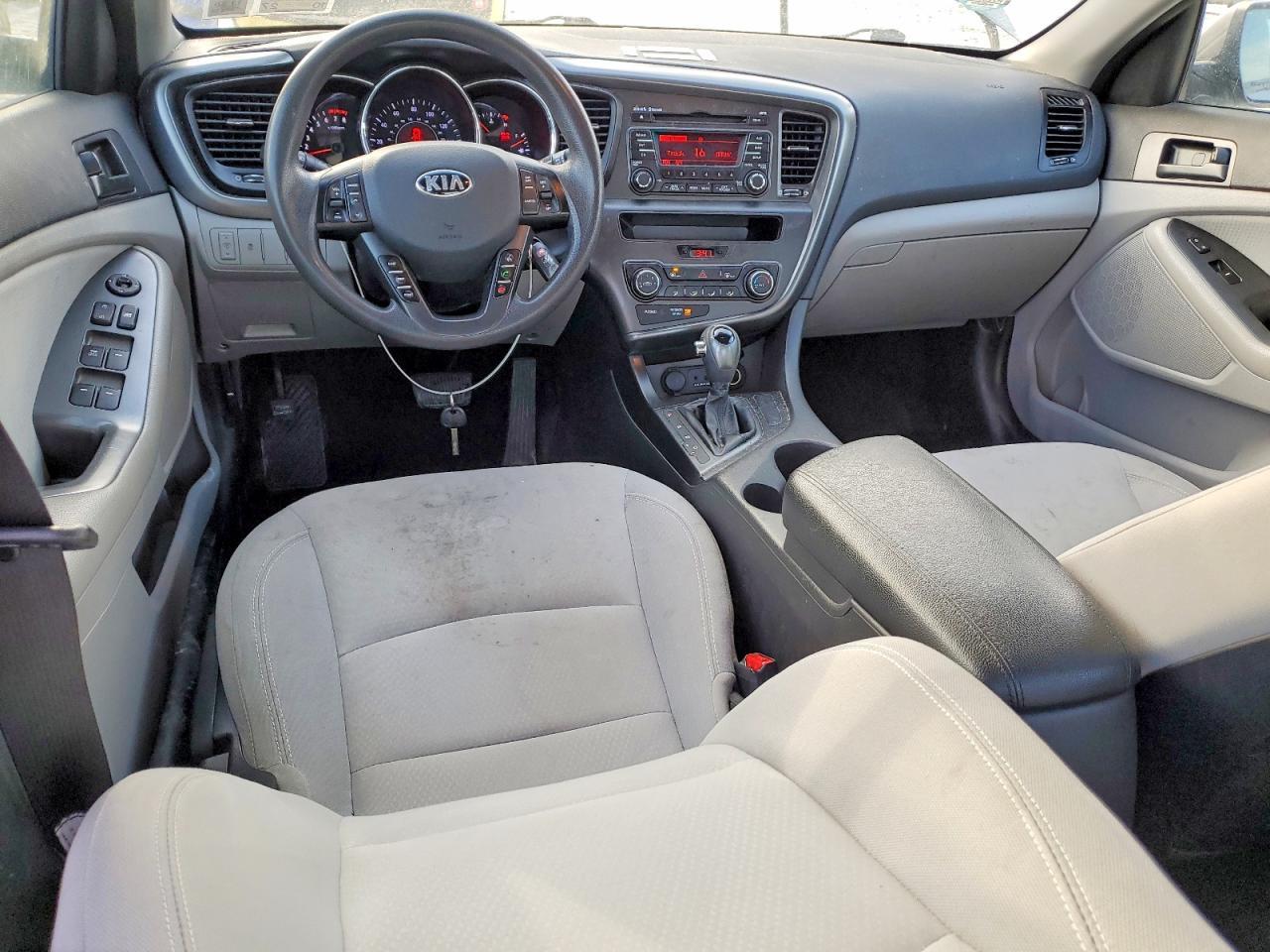 2013 KIA Optima lx