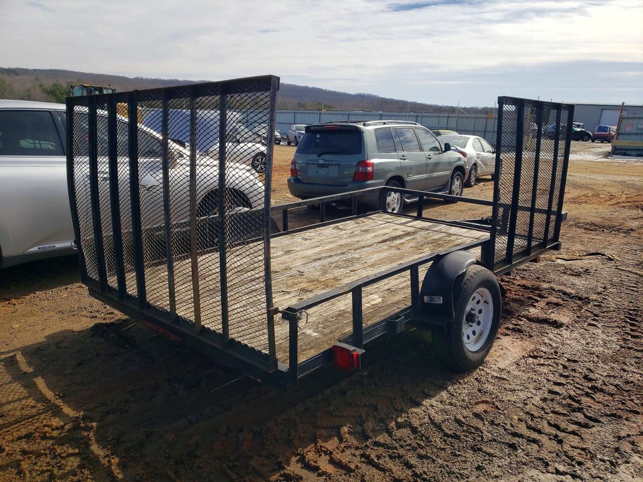 2010 Carry-On Utility Trailer