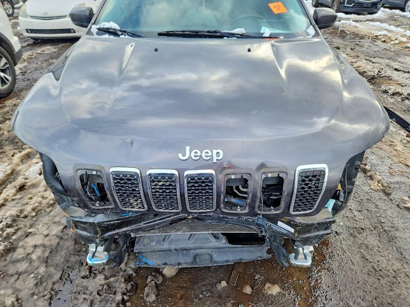 2019 Jeep Cherokee Overland