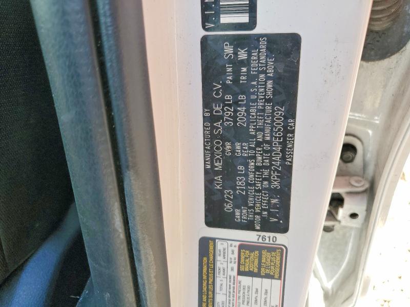 2023 KIA Forte lxs