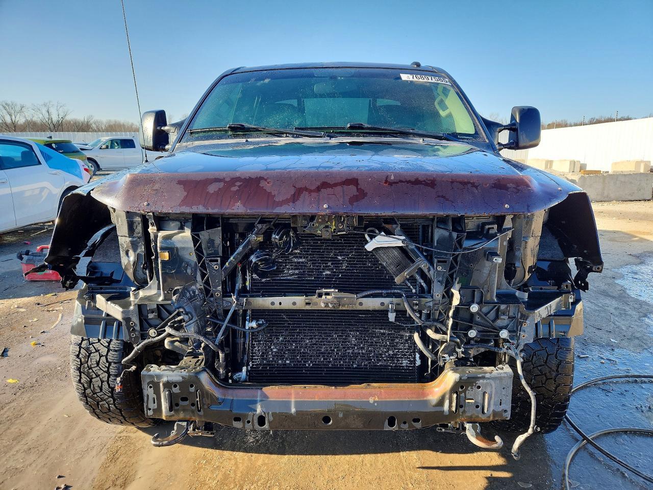 2013 Nissan Titan SV