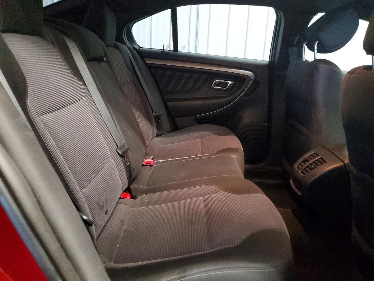 2016 Ford Taurus sel