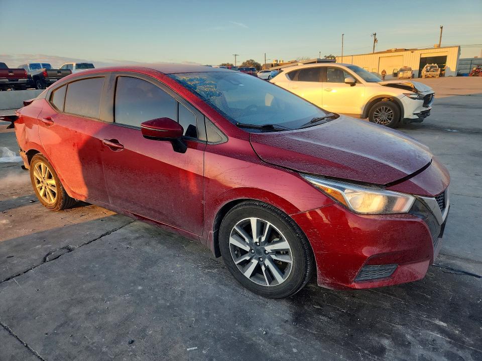 2021 Niss Versa sv