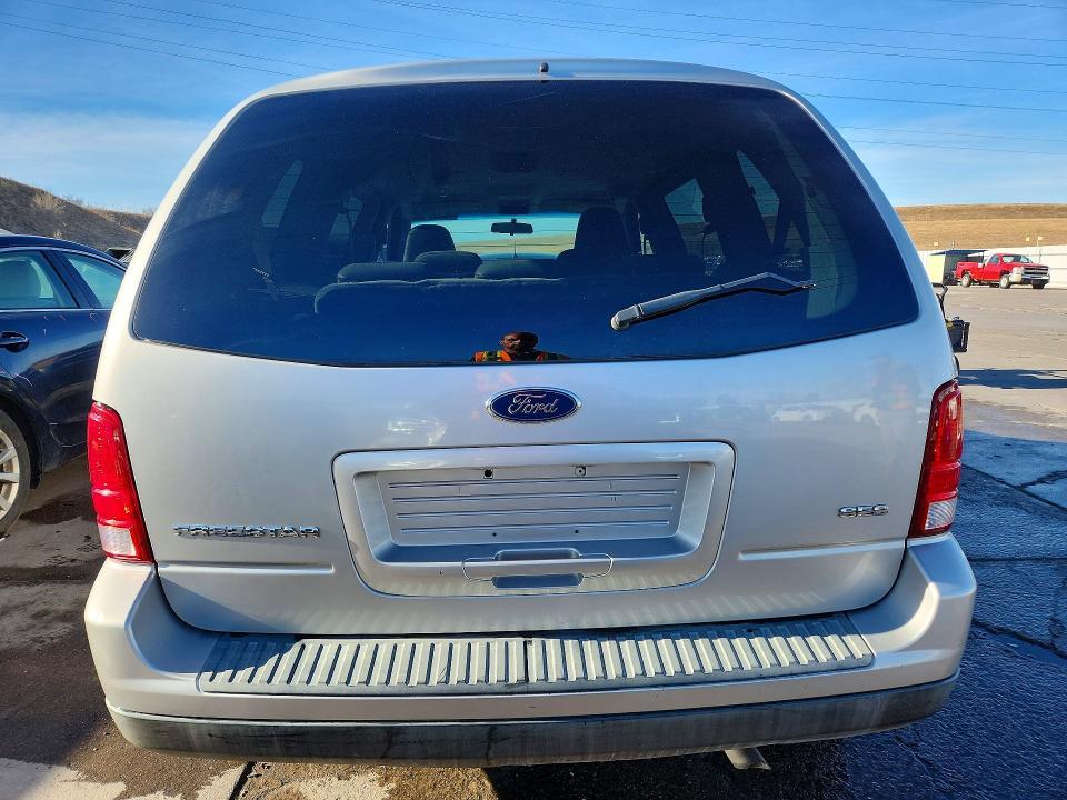 2004 Ford Freestar ses