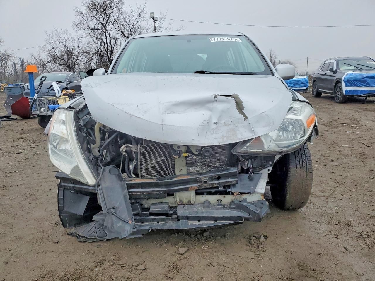 2010 Nissan Versa 1.8 s