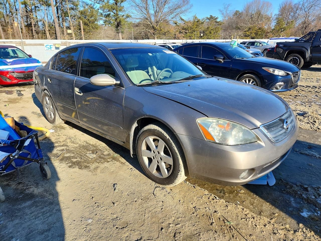 2004 Nissan Altima Base