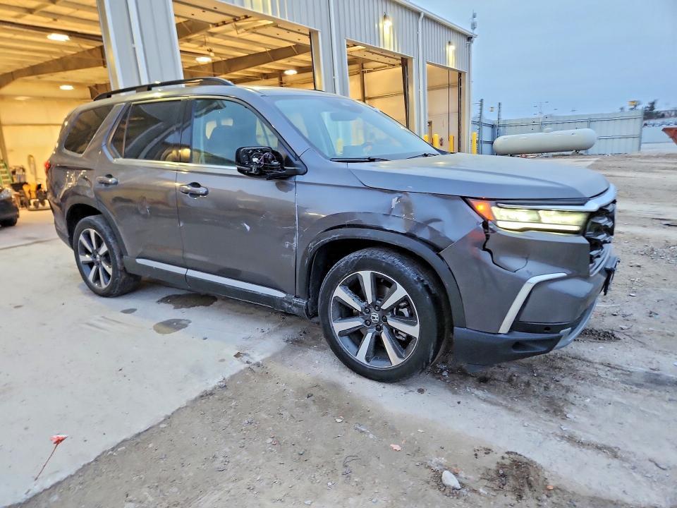 2023 Honda Pilot Touring