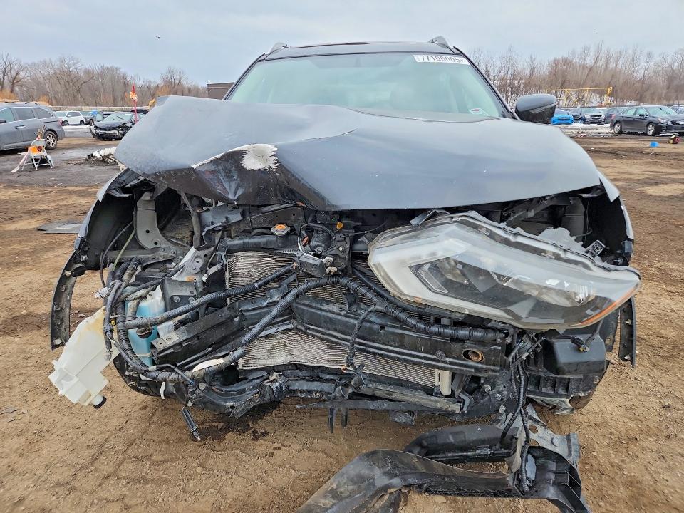 2018 Niss Rogue sv