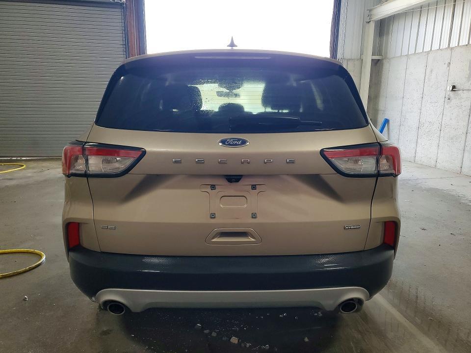 2021 Ford Escape se