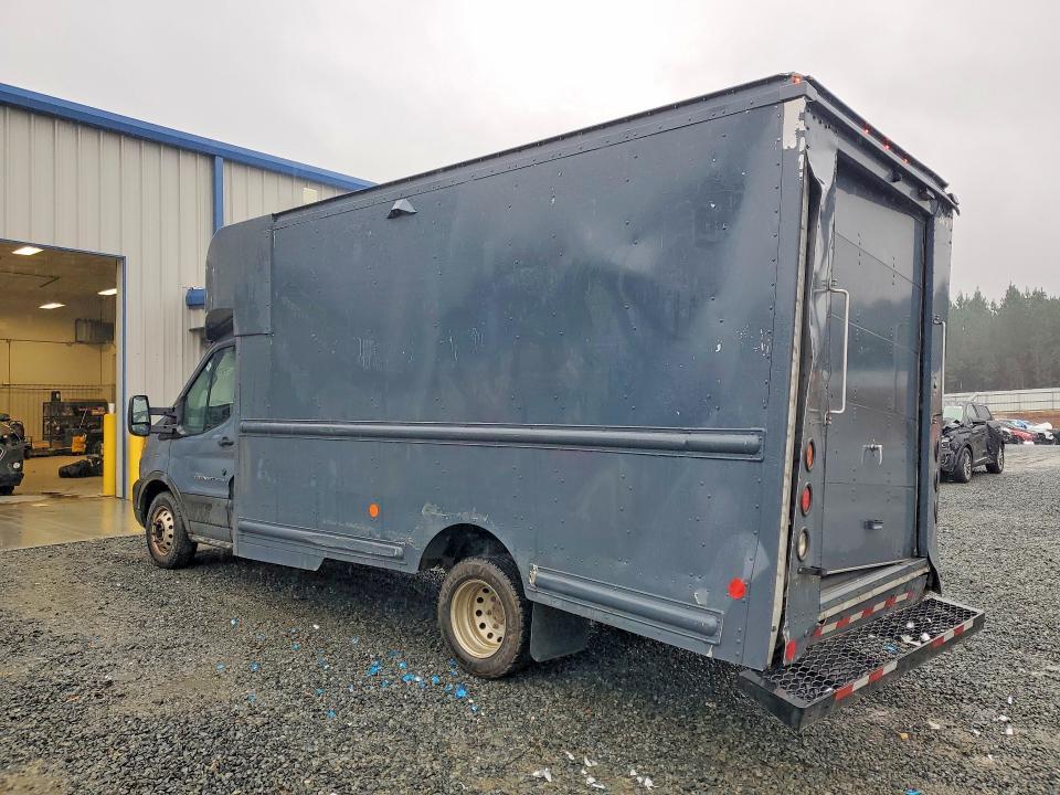 2022 Ford Transit Delivery Truck