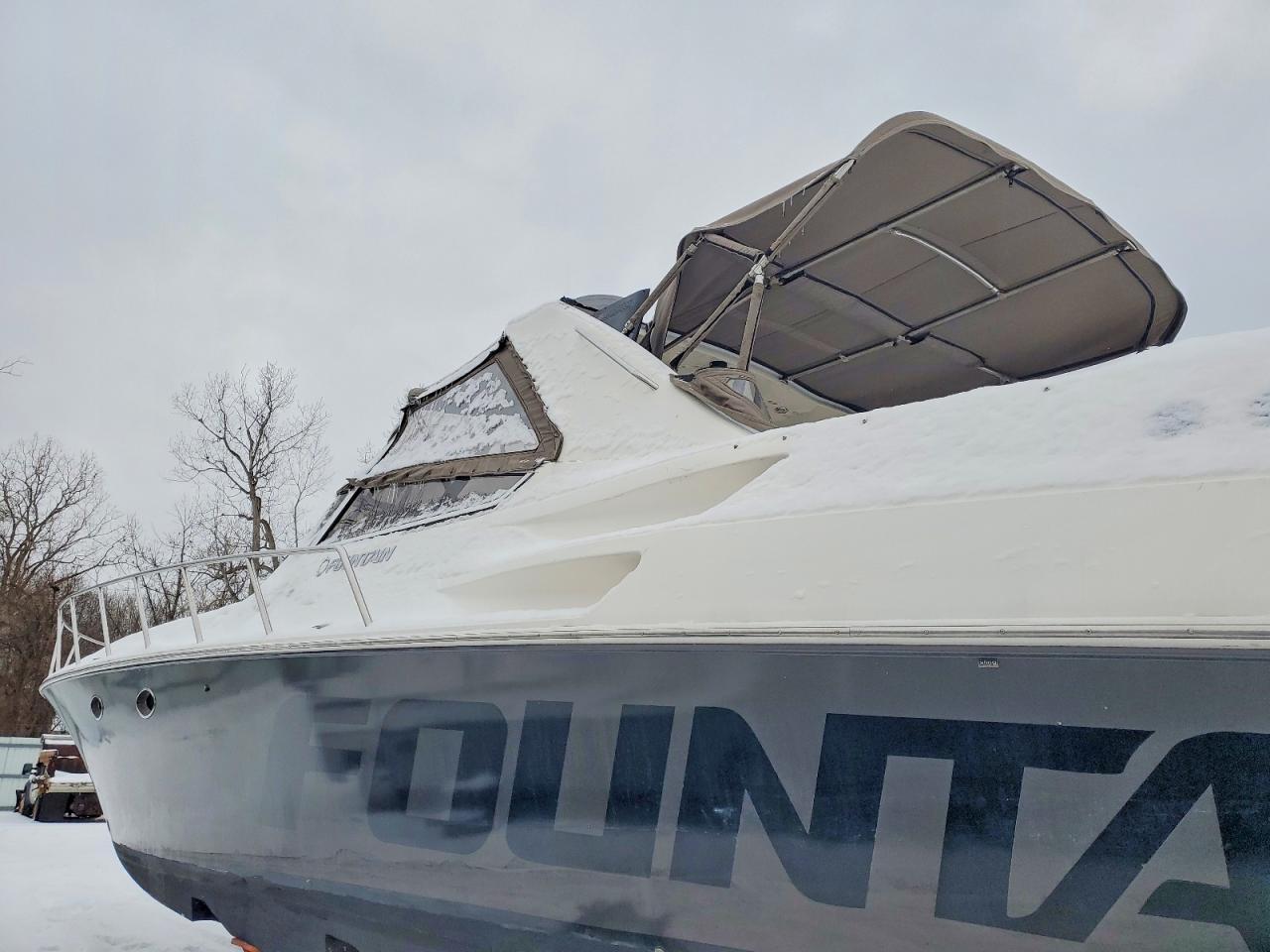 2005 Fountain Boat-Boat
