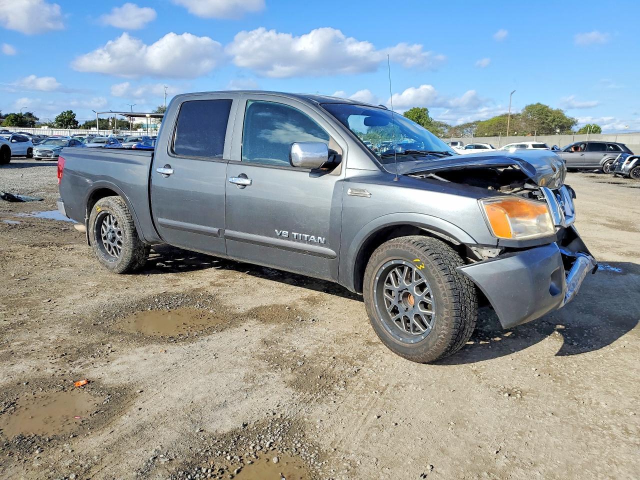 2011 Nissan Titan SV
