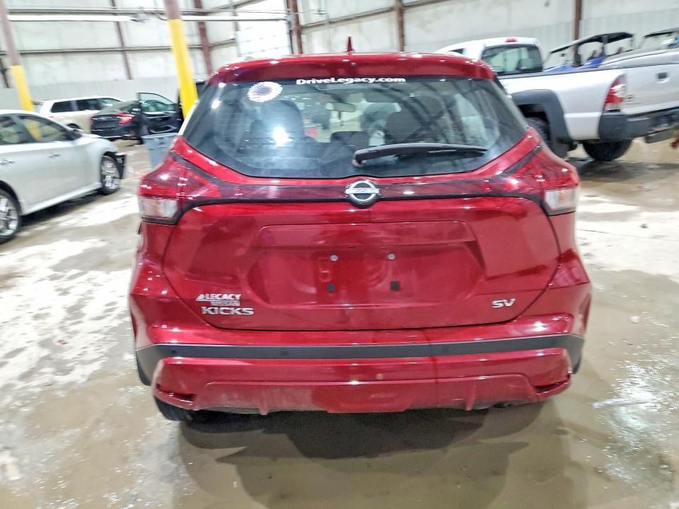 2023 Nissan Kicks sv