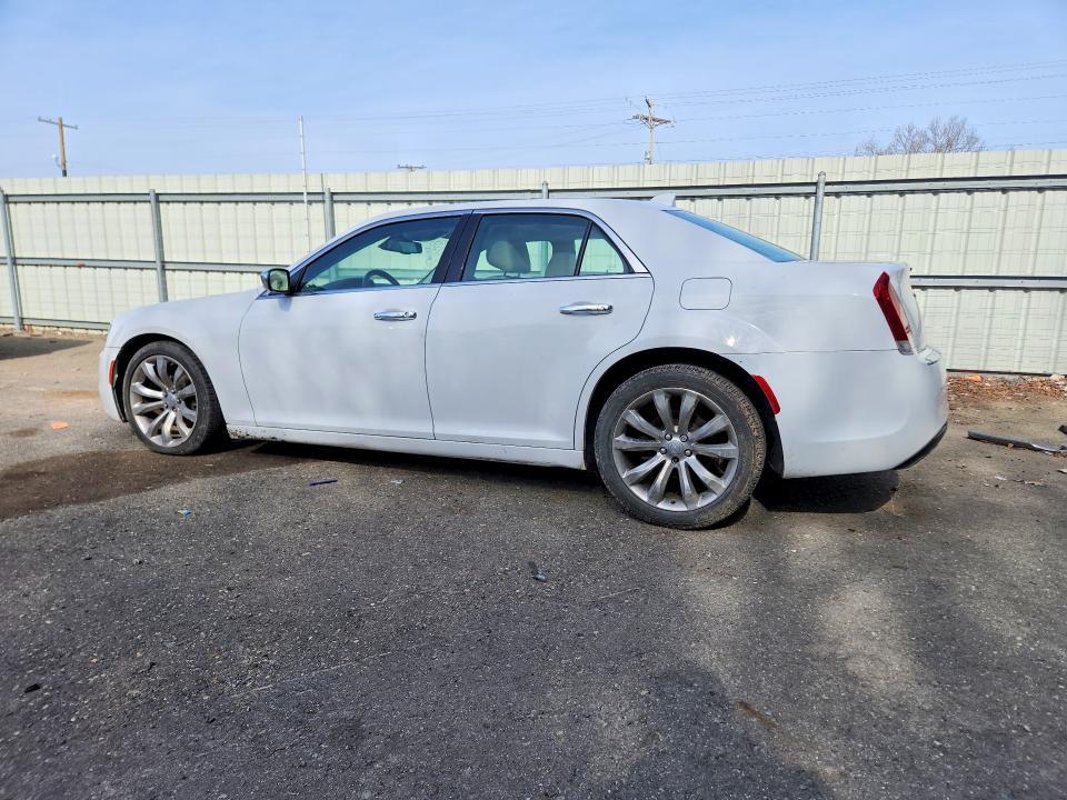 2016 Chrysler 300c