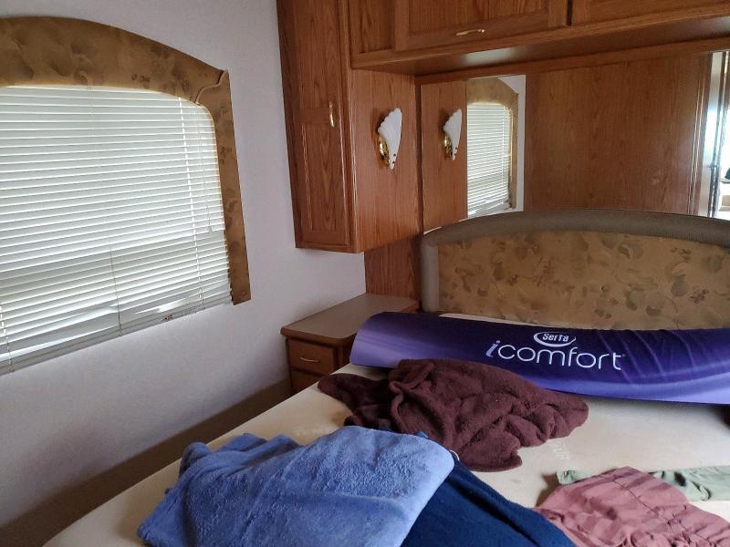 2001 Workhorse Custom Chassis 2001 National RV Surf Side RV