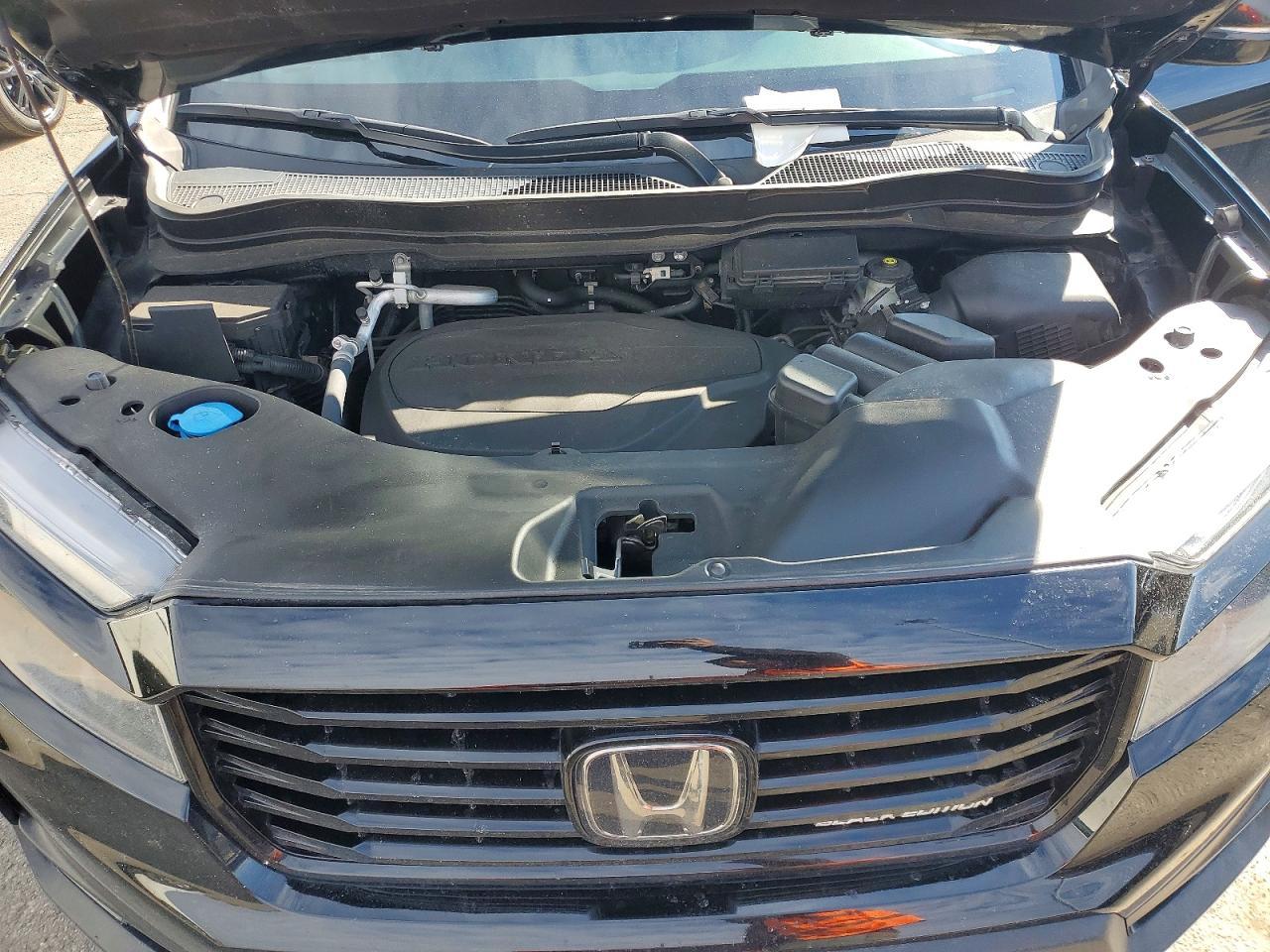 2022 Honda Ridgeline Black Edition