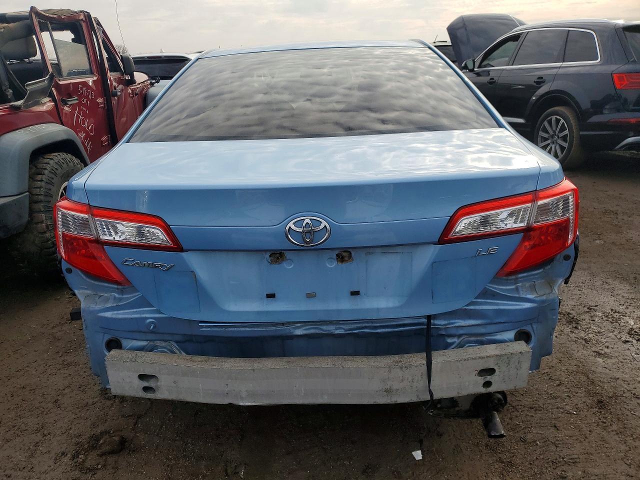 2014 Toyota Camry l
