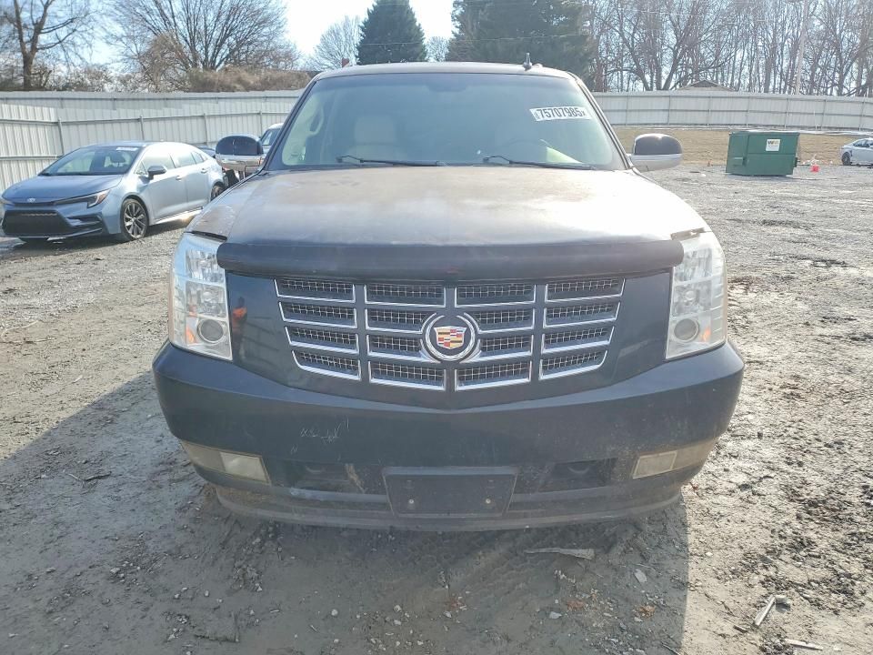 2008 Cadillac Escalade Luxury